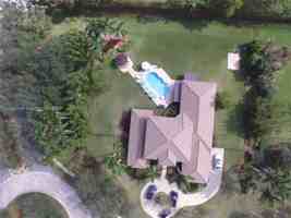 featured image of 2750 Jockey Cir E