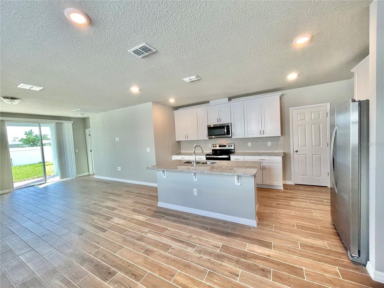 5232 Stephs Field St - Photo 4 of 43