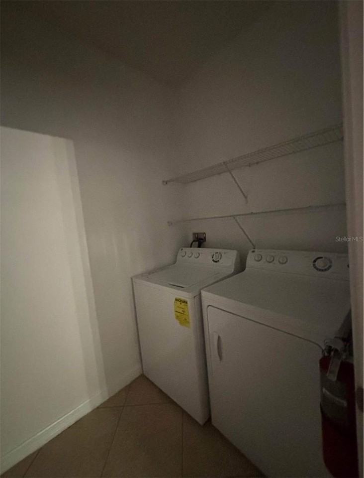 3284 Rodrick Cir - Photo 4 of 17