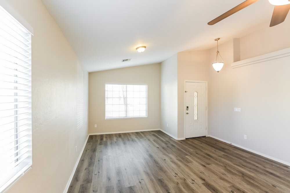 21759 W Cocopah St - Photo 5 of 16