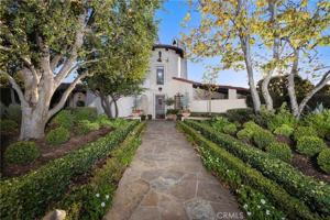 featured image of 43 Blue Heron