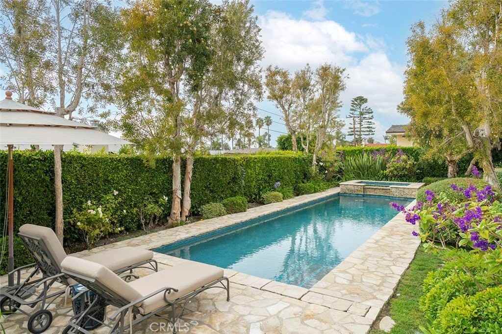 2121 Chelsea Rd - Photo 6 of 50