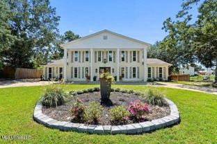 2421 S Shore Dr - Photo 1 of 1