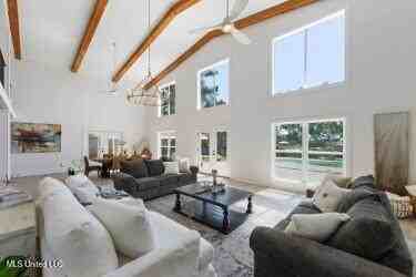 2421 S Shore Dr - Photo 5 of 31