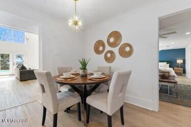 2421 S Shore Dr - Photo 6 of 31