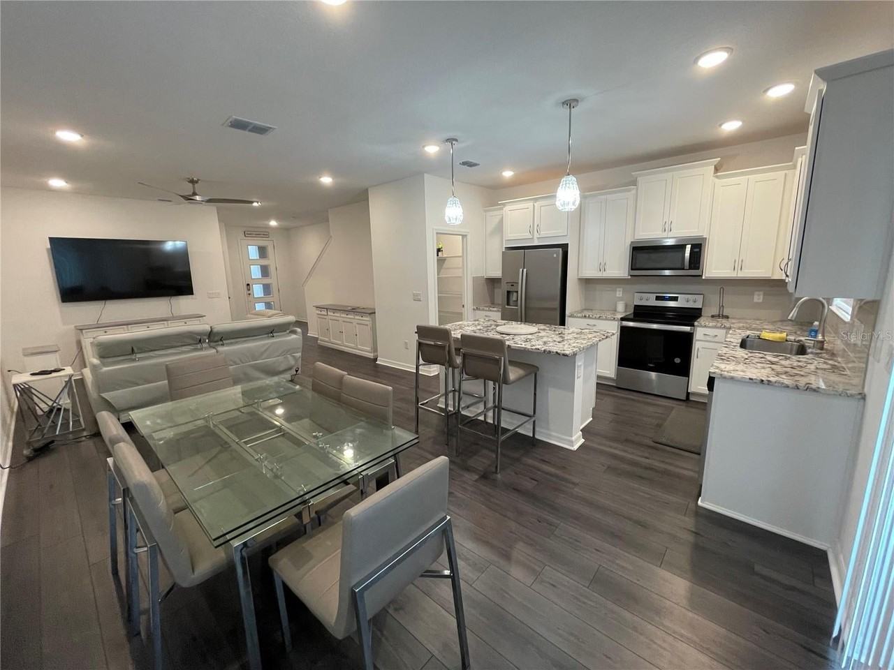 759 Spring Palms Loop - Photo 6 of 23