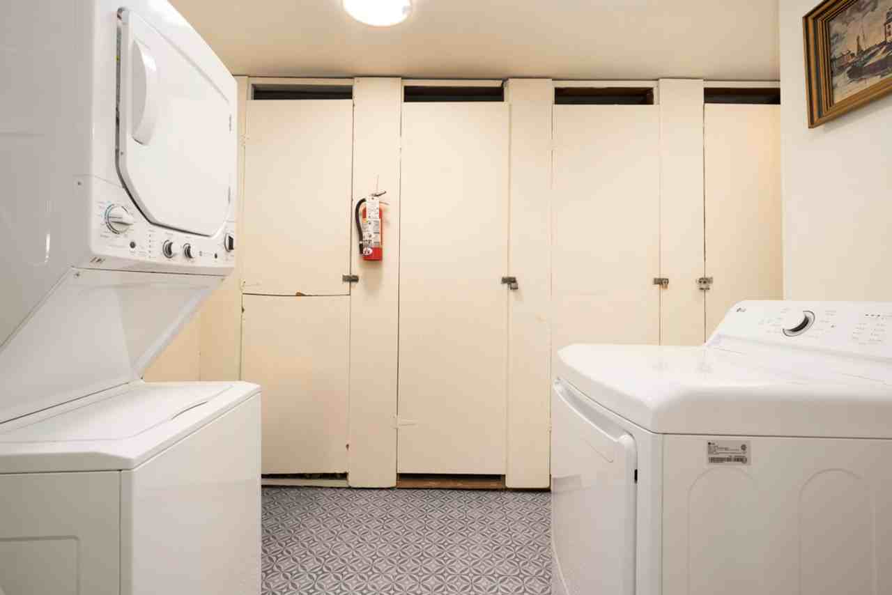 Queen Anne 9 - Photo 4 of 4