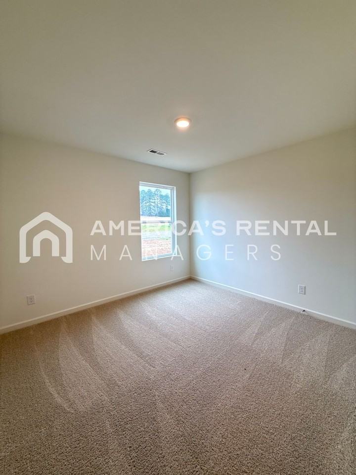 18578 Caffee Dr - Photo 7 of 24