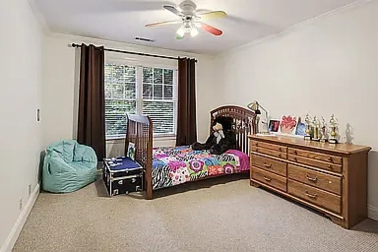 882 Wildwood Rd Ne - Photo 3 of 11