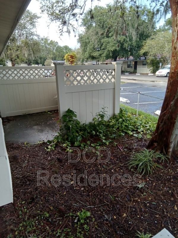 11431 Cockle Dr - Photo 3 of 17