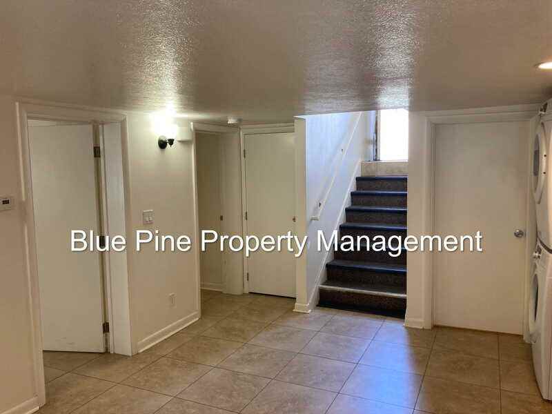 1344 N Main St #B - Photo 3 of 8
