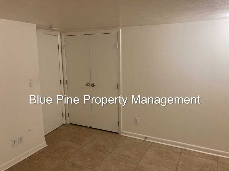 1344 N Main St #B - Photo 5 of 8