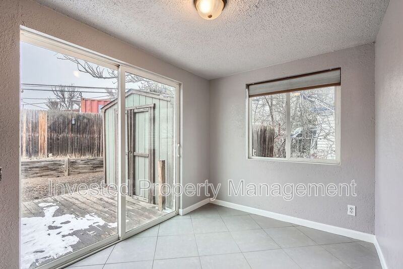 3523 Knox Cir - Photo 3 of 11
