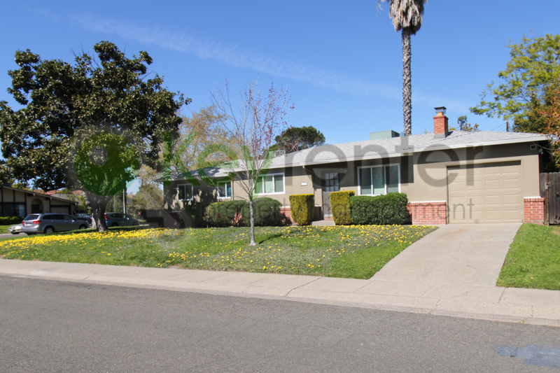 1121 27th Ave - Photo 2 of 32