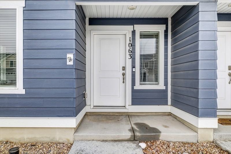 1063 E Waterway Ln #1 - Photo 2 of 43