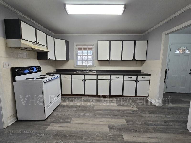 4 Daiseys Rest Rd - Photo 5 of 15