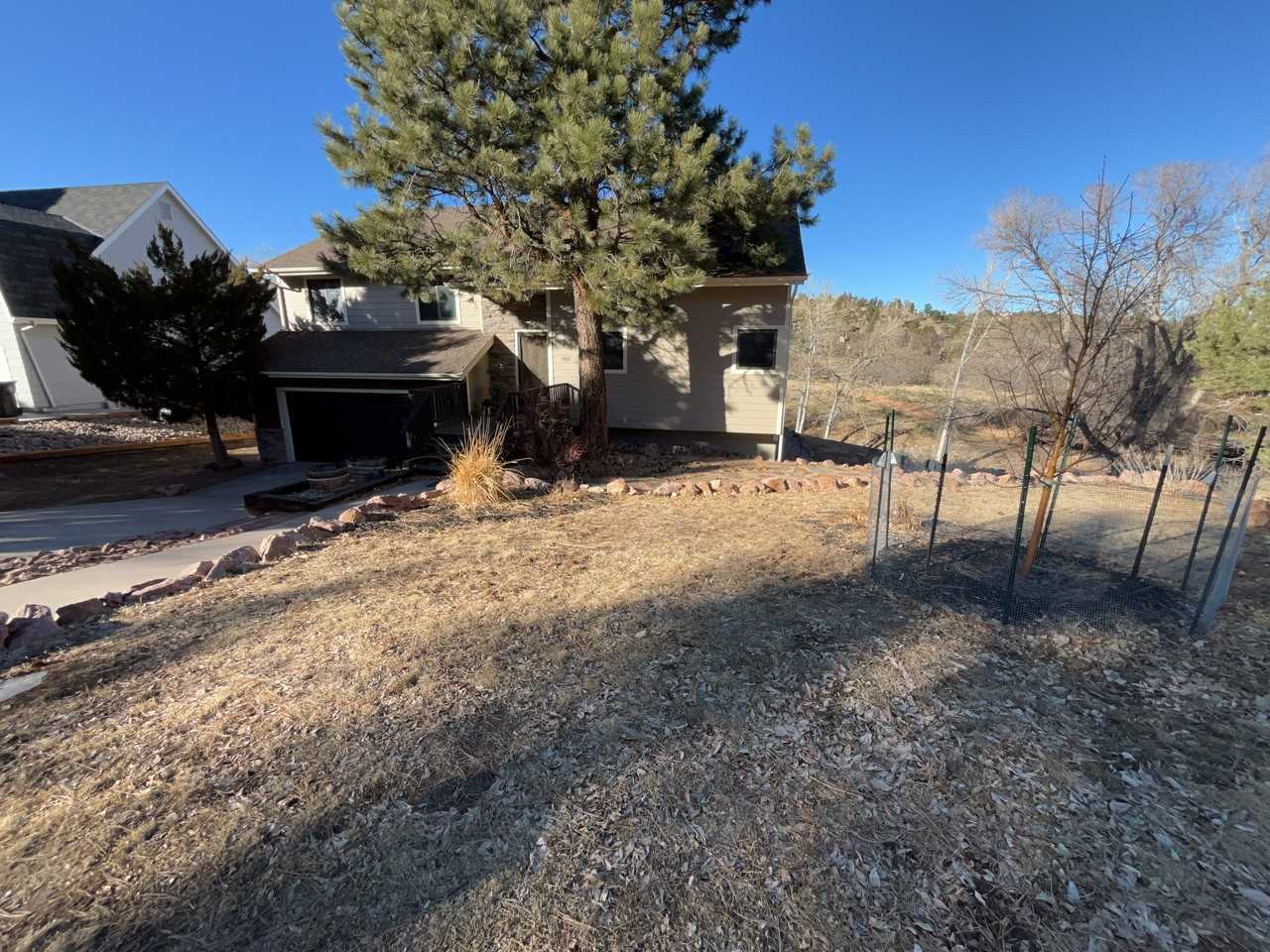 810 Grey Eagle Cir N - Photo 2 of 14