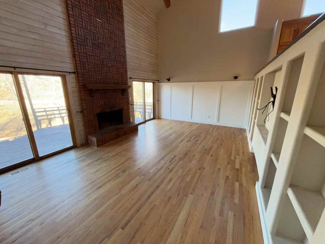 810 Grey Eagle Cir N - Photo 3 of 14