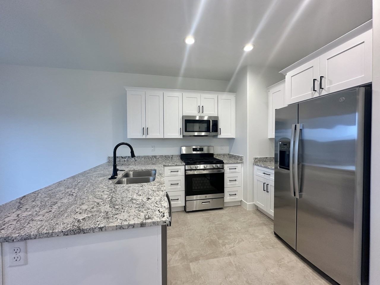 224 Nw #130 - Photo 4 of 11