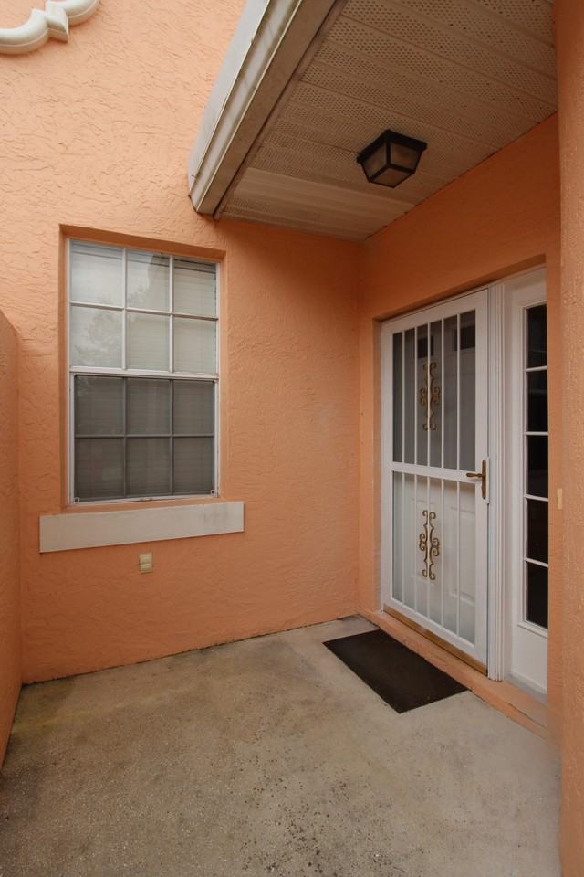 5635 Spanish Point Ct - Photo 2 of 25