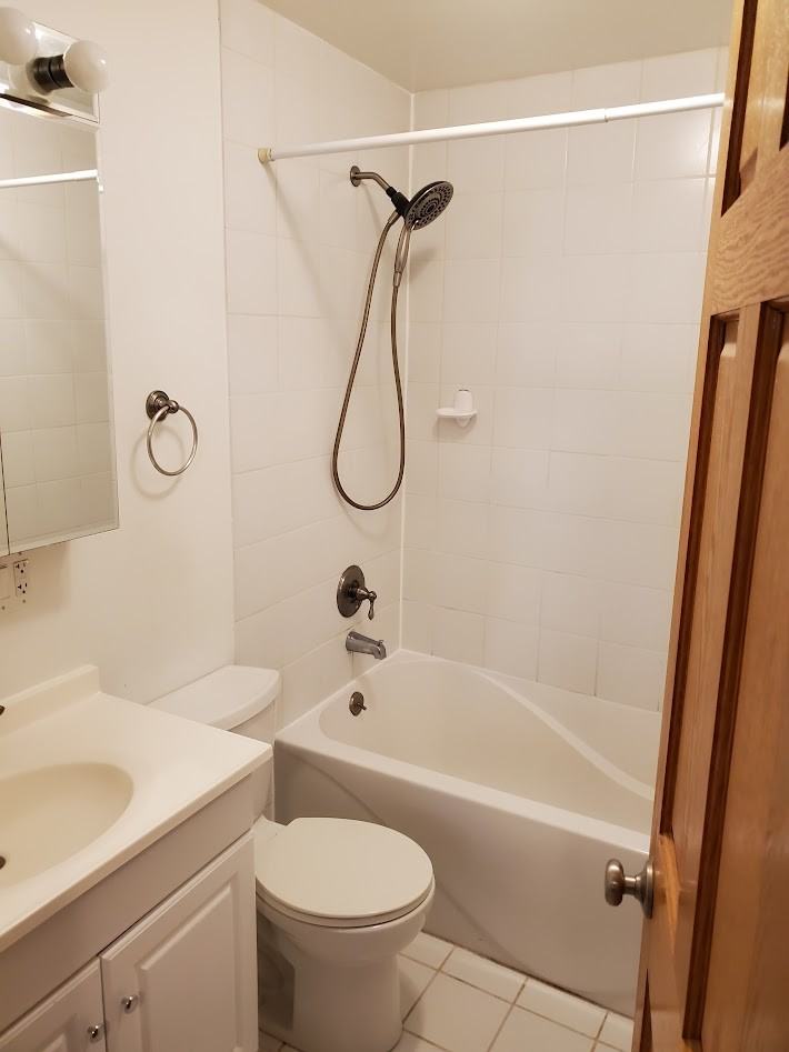 3036 N Drake Ave #1R - Photo 7 of 12