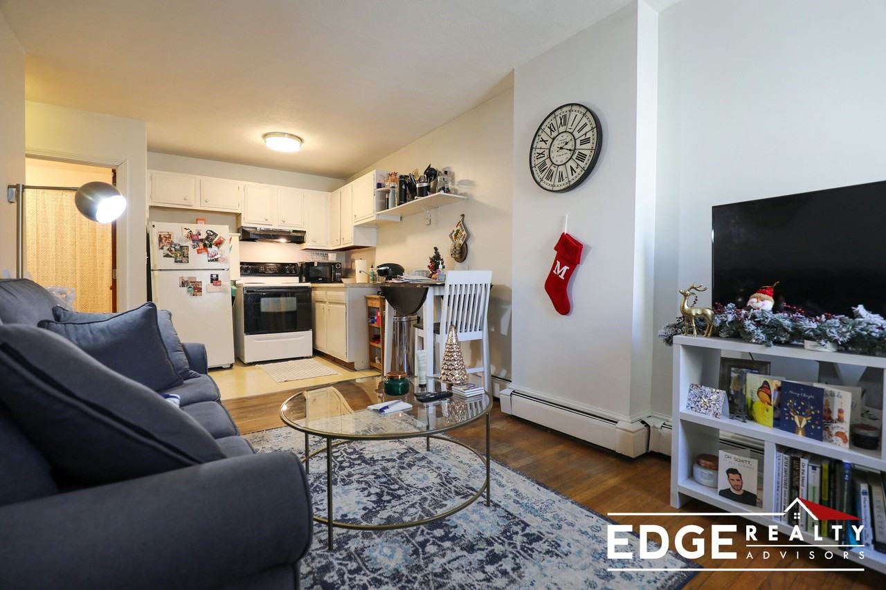 130 Emerson St #22 - Photo 2 of 9