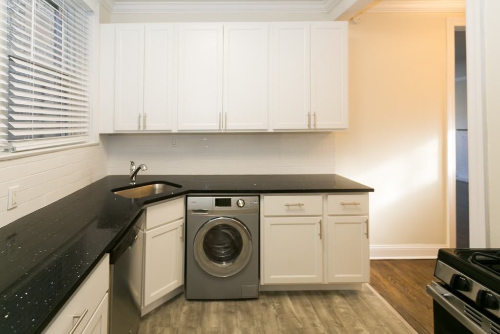 1130 E 132nd St #9Q - Photo 3 of 20