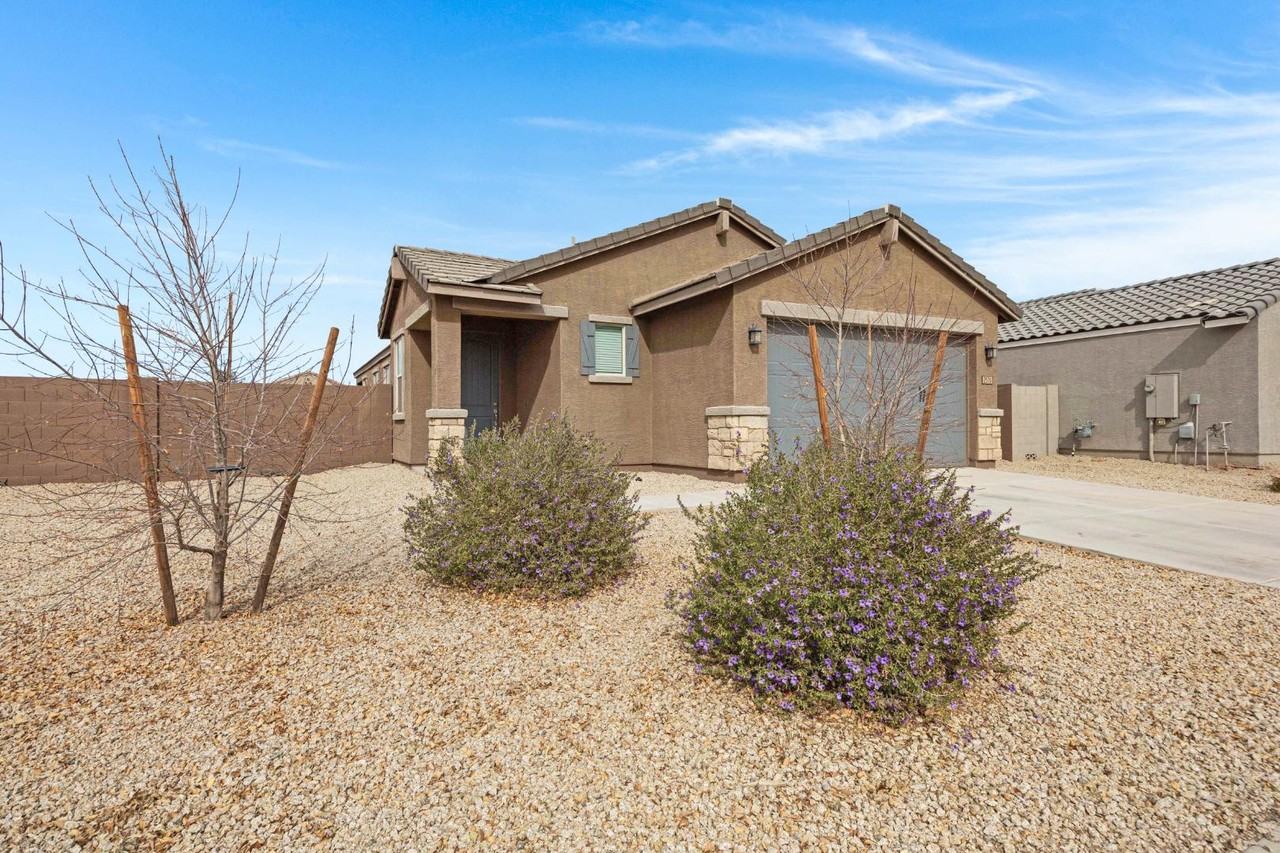 2570 E Corazon Trl - Photo 3 of 20