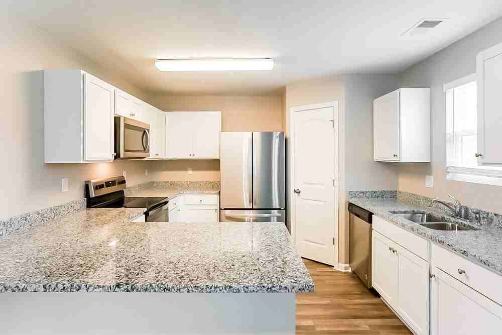 451 Abeer St - Photo 7 of 16