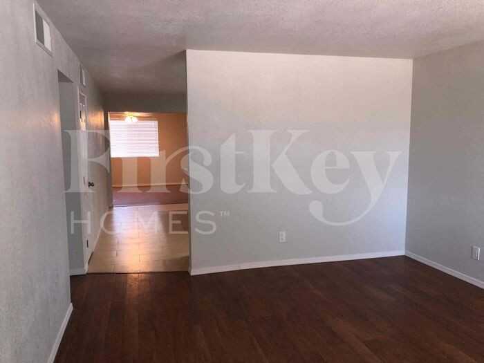 4140 W Las Palmaritas Dr - Photo 2 of 15