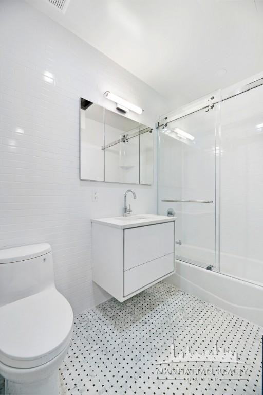 East 27th Street #4B - Photo 7 of 8