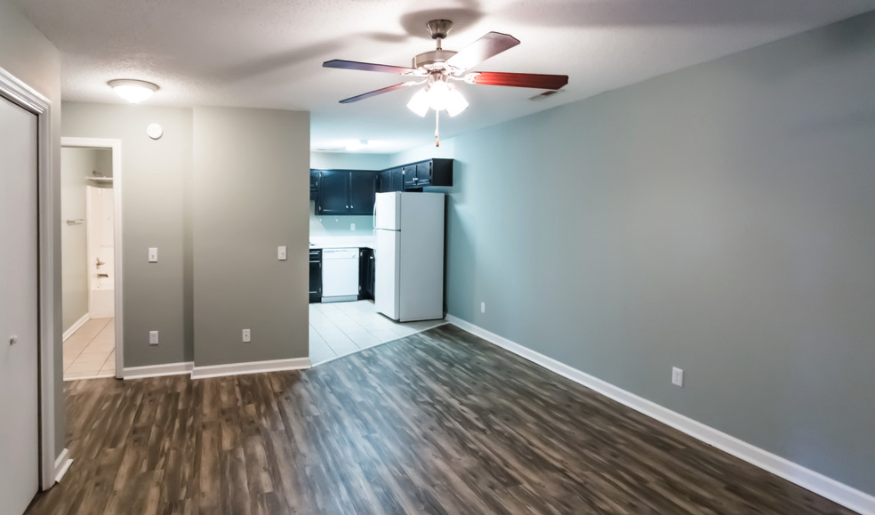 Country Oaks - Photo 5 of 30