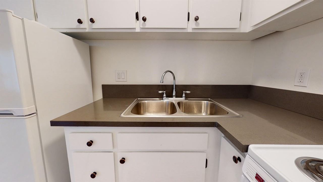 12500 Culver Boulevard - Photo 5 of 50