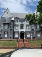 featured image of 1120 W Grace St