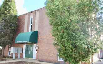 HICKMAN HOUSE APARTMENTS -- 153 - Photo 1 of 1