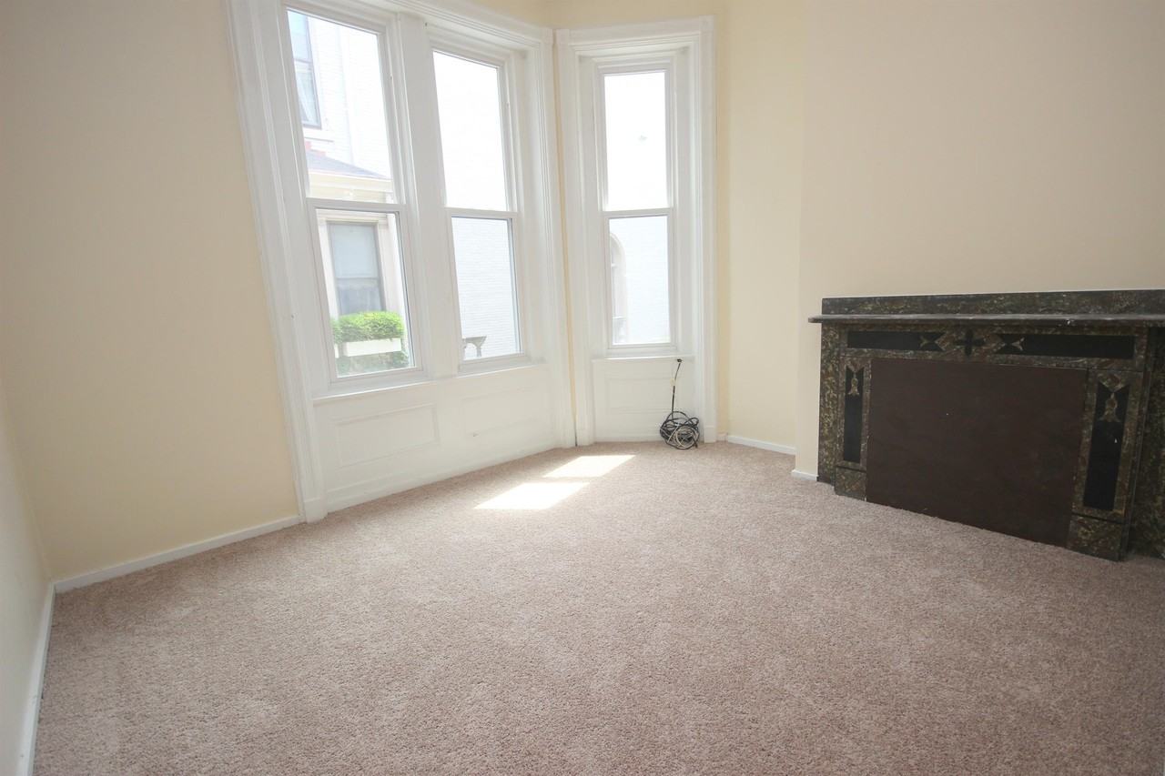 ASHLEY PLACE -- 080 - Photo 3 of 14