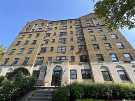 CENTRE COURT -- 158 - Photo 1 of 1