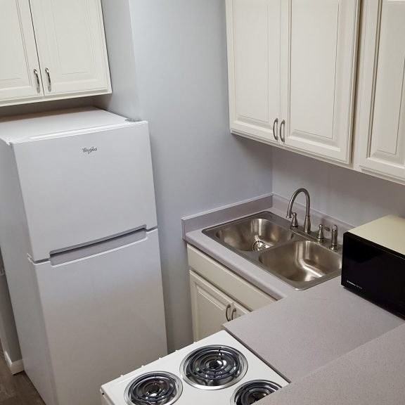 1004 West Springfield Avenue - Photo 2 of 10