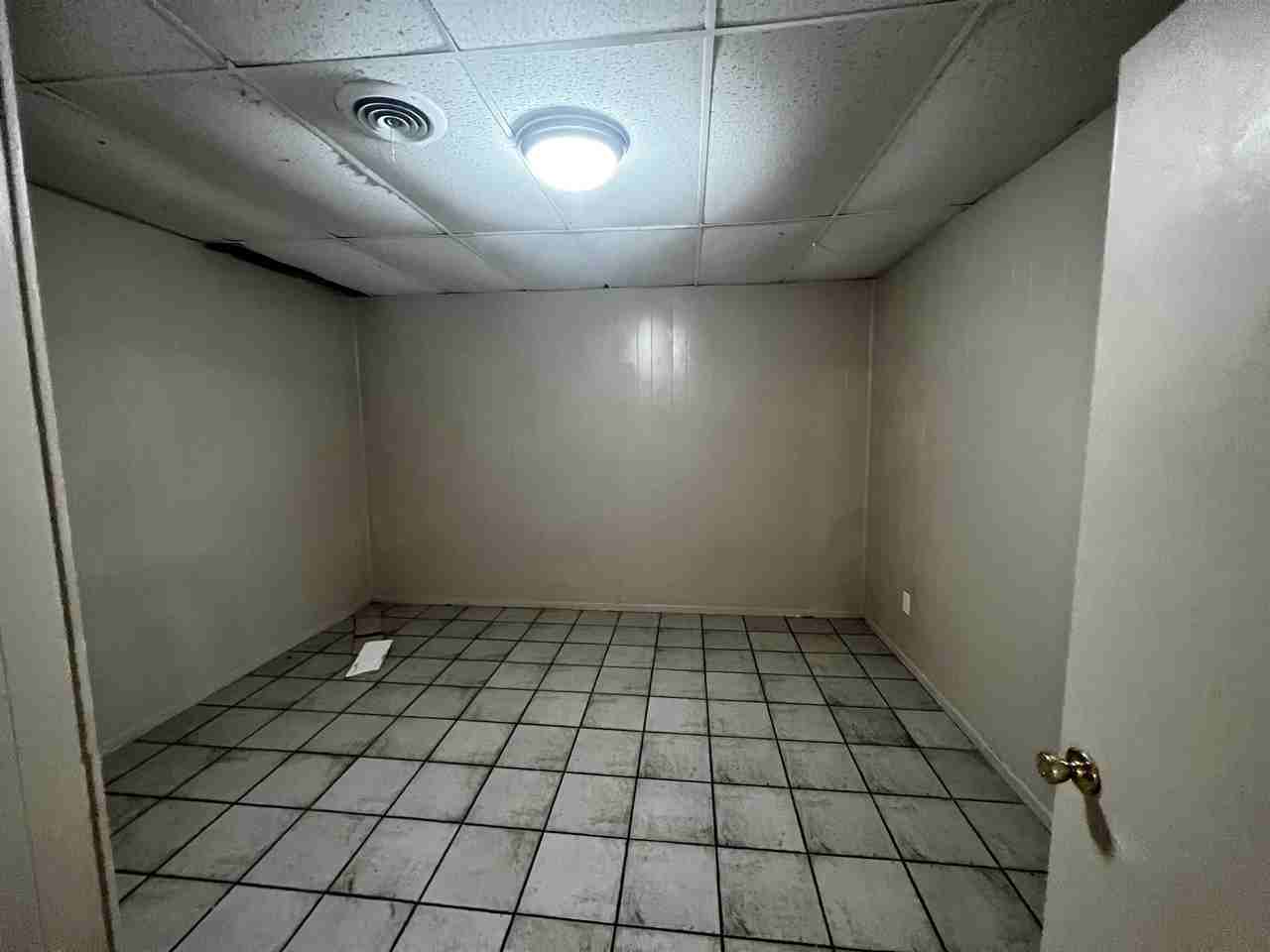 1410 Marlton Street - Photo 3 of 16