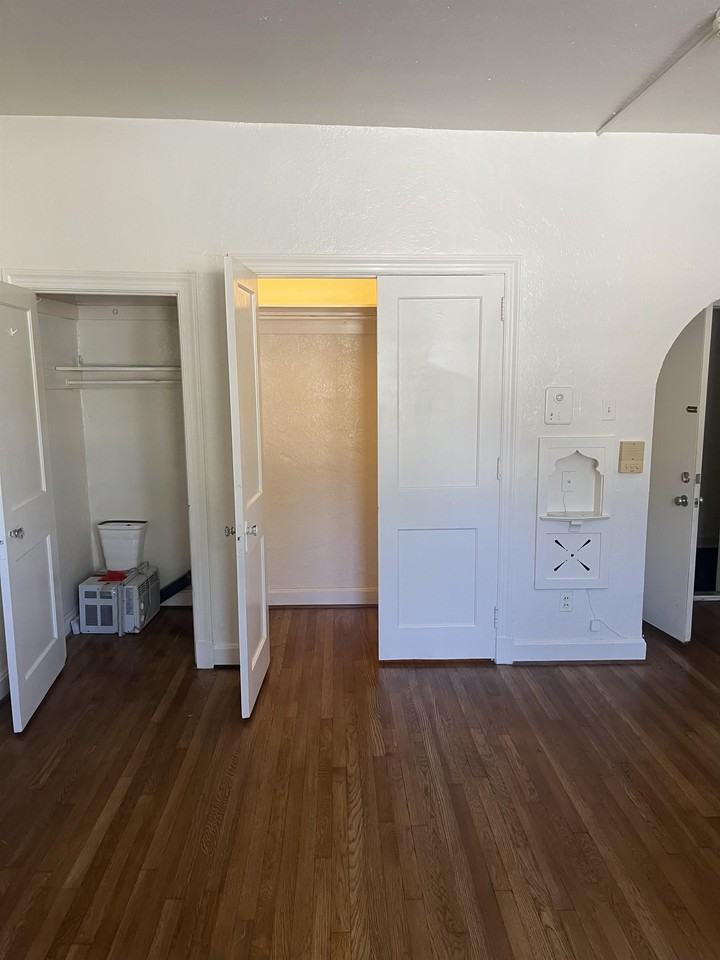 31 East Otterman Street - Photo 5 of 7