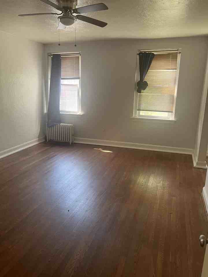 31 East Otterman Street - Photo 6 of 7