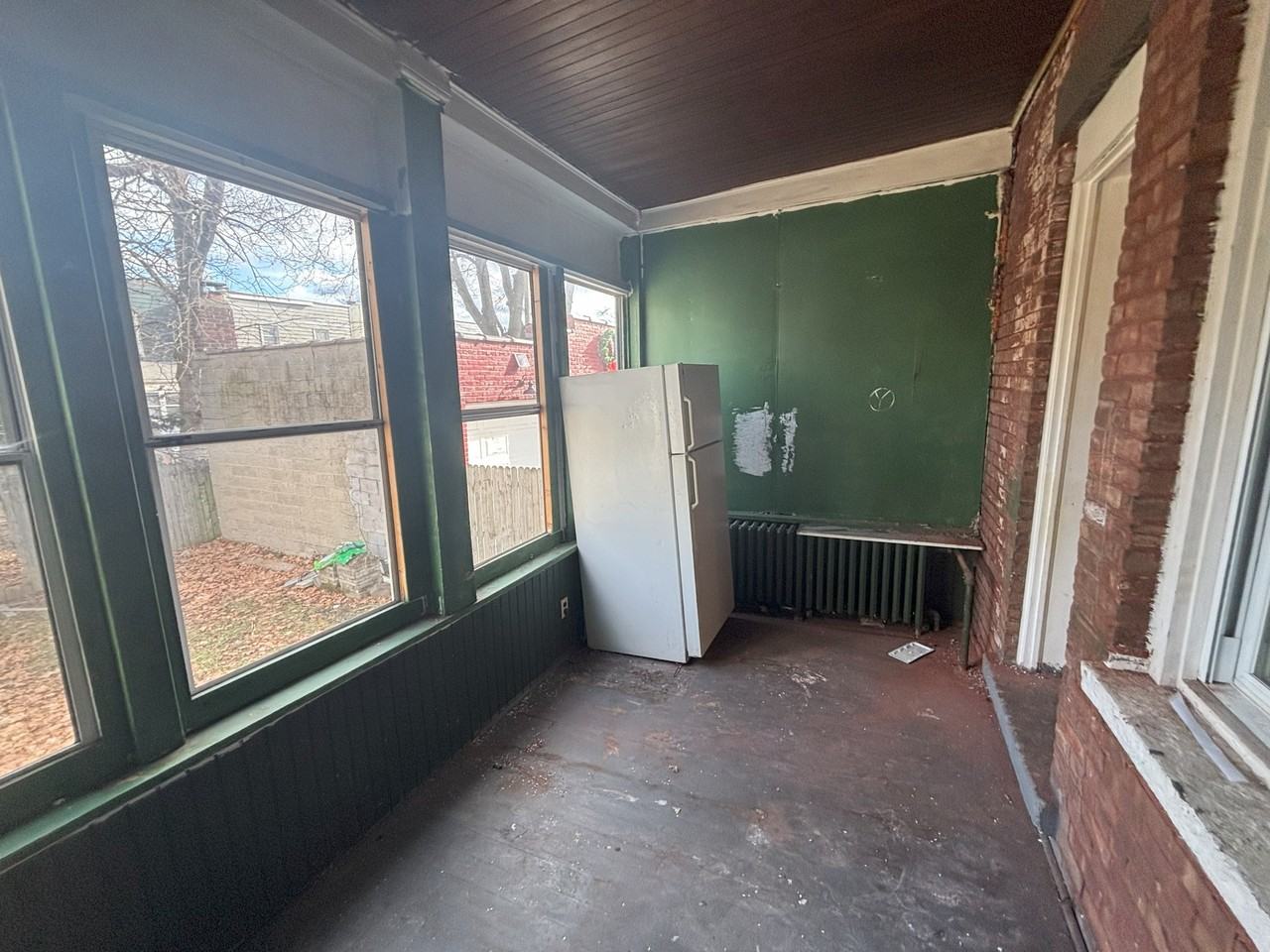 29 Bertha Street - Photo 2 of 27