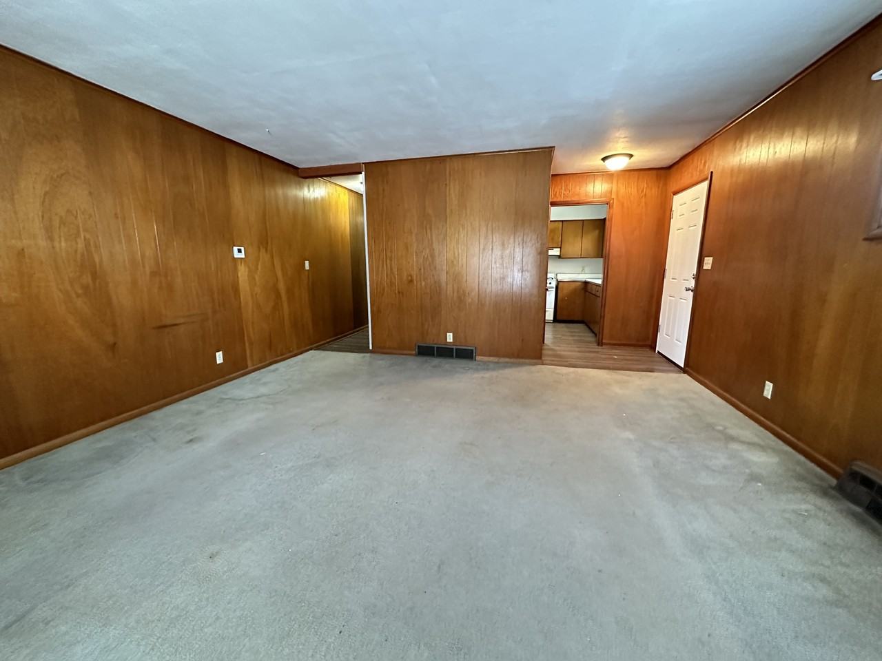 331 Belteberg Road #2SE - Photo 2 of 9