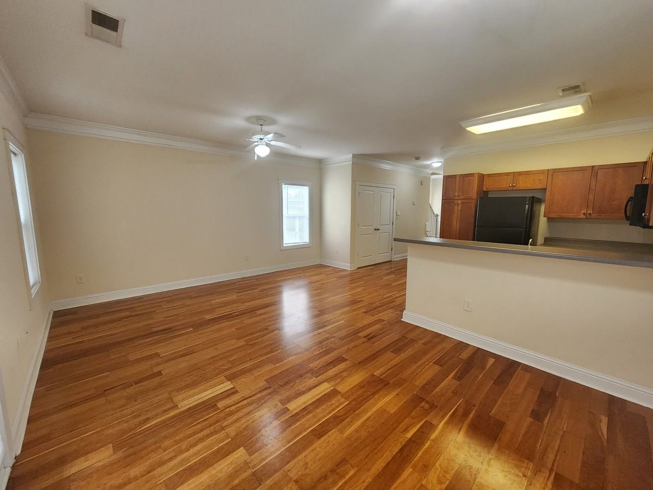 2110 Lakeside Drive - Photo 2 of 16