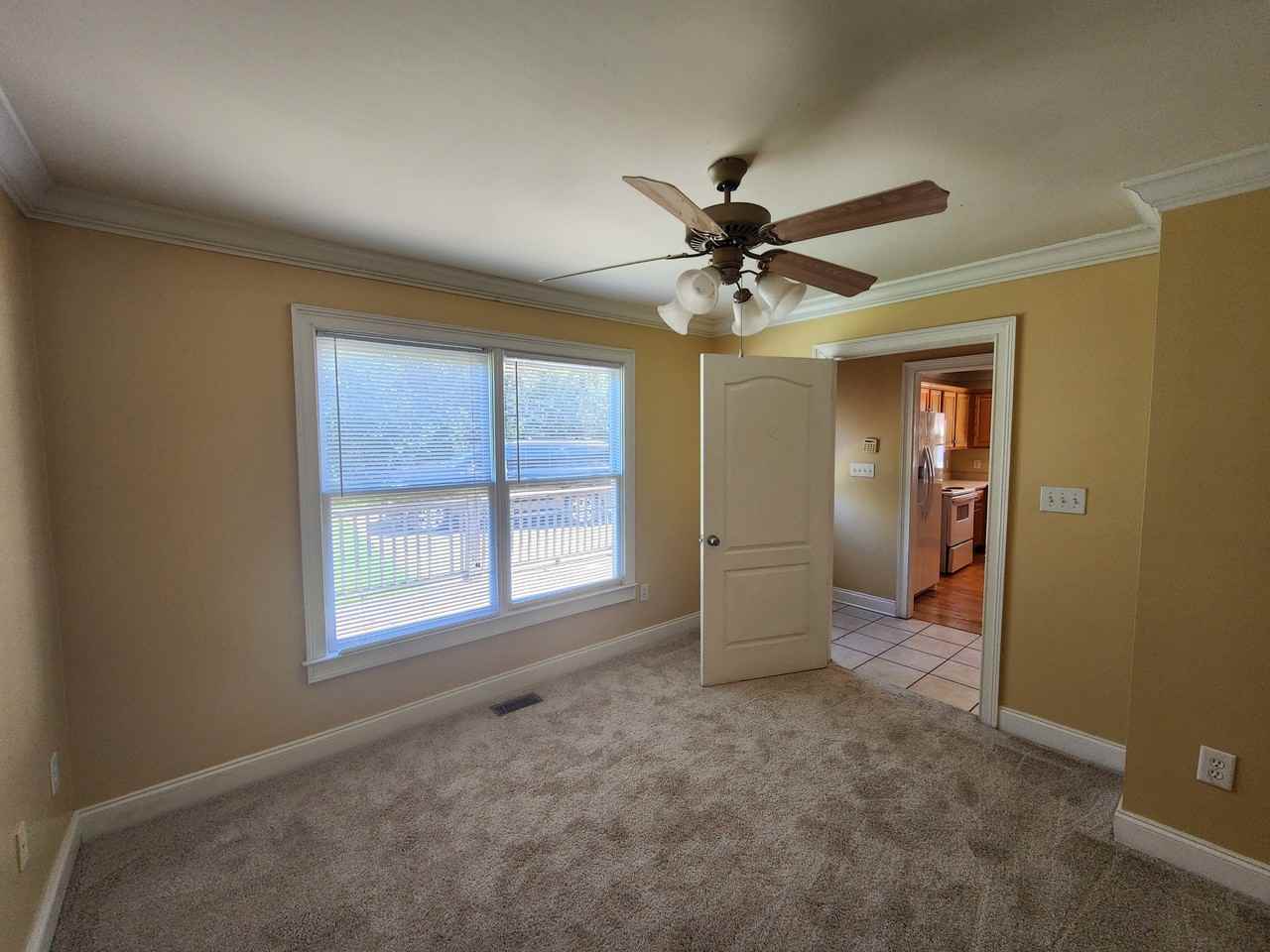 183 Mandy Drive - Photo 7 of 16