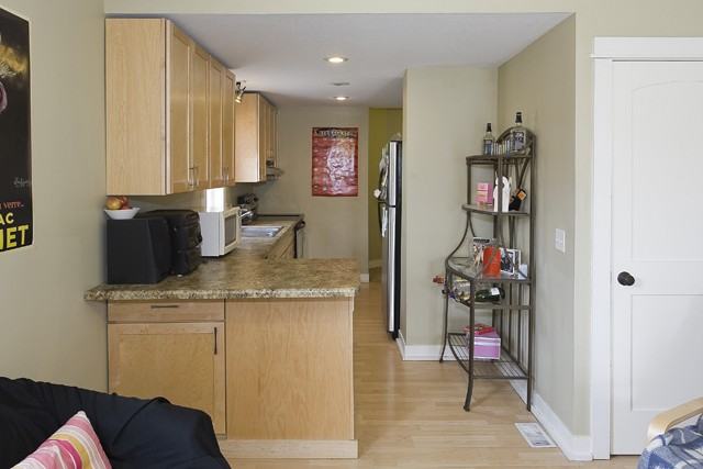 2327A Cole Ave SE, Minneapolis MN - Photo 2 of 9