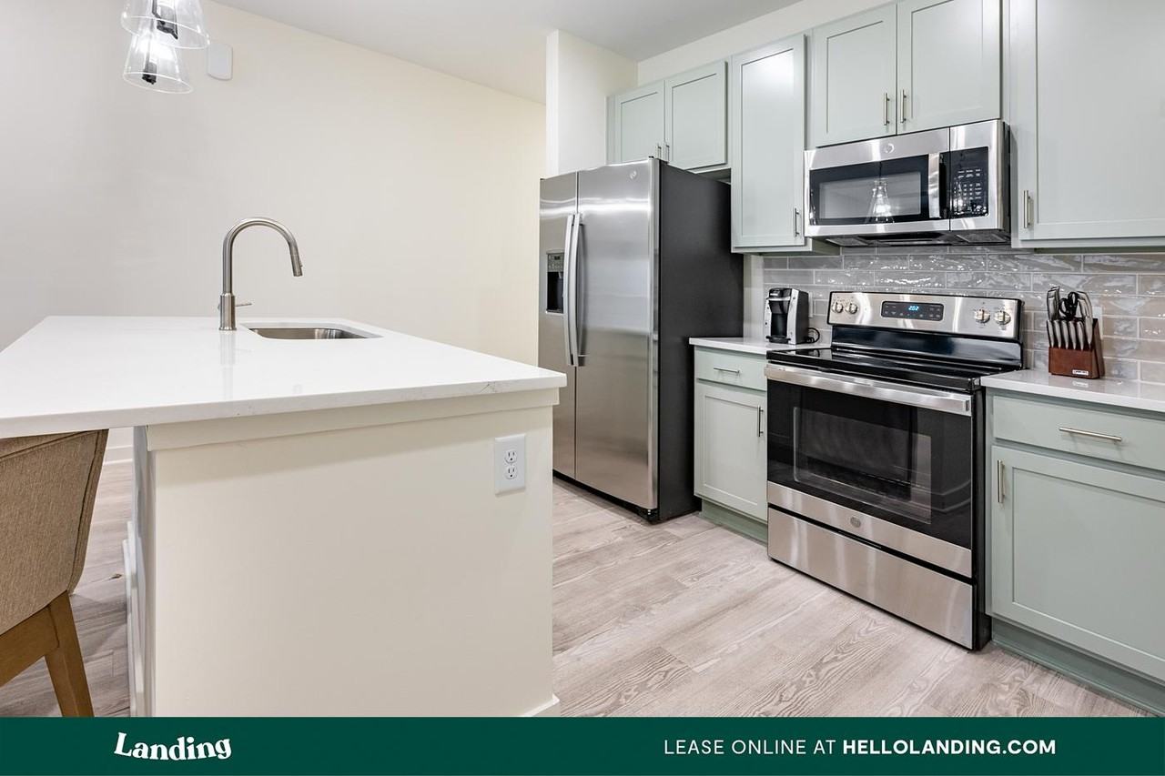 2626 Goose Is Dr - Photo 2 of 50