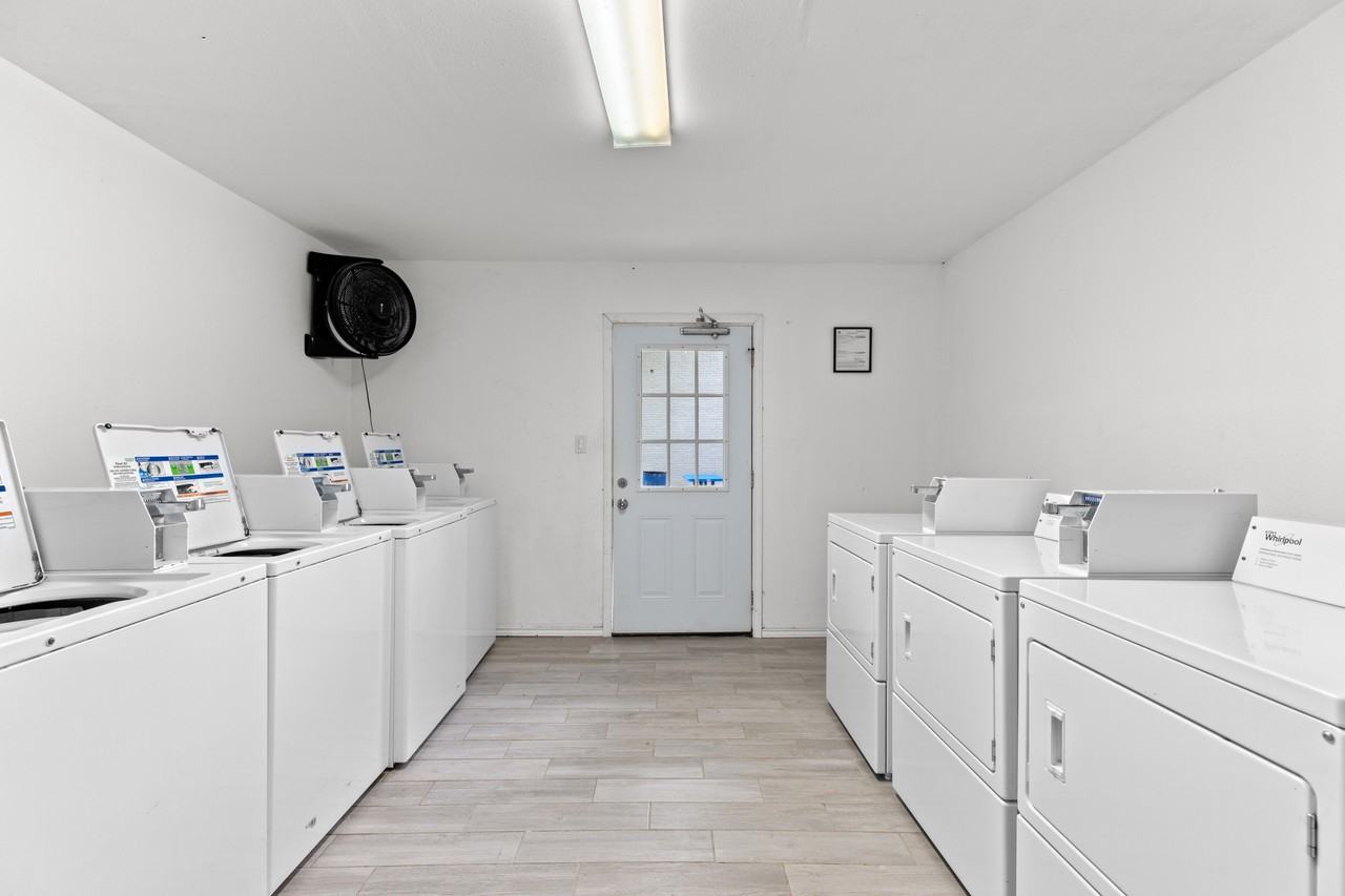 Sun Valley Apartments - Photo 6 of 50