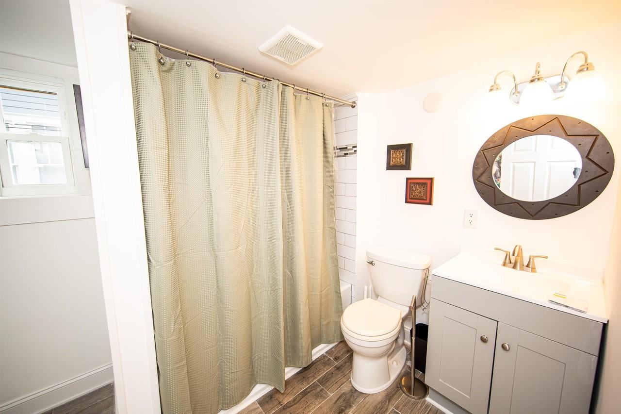 417 Ebenezer Avenue - Photo 2 of 9