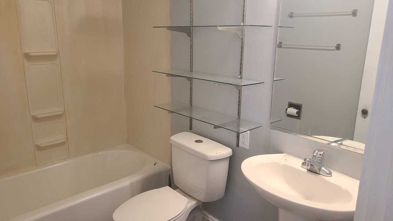 Beaumont Manor - Photo 3 of 11